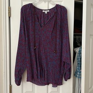 Elizabeth and James Top